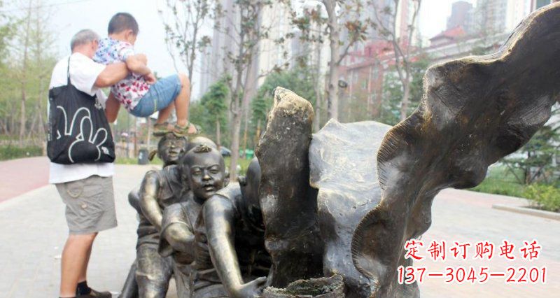 鹤壁拔萝卜小区景观铜雕精品
