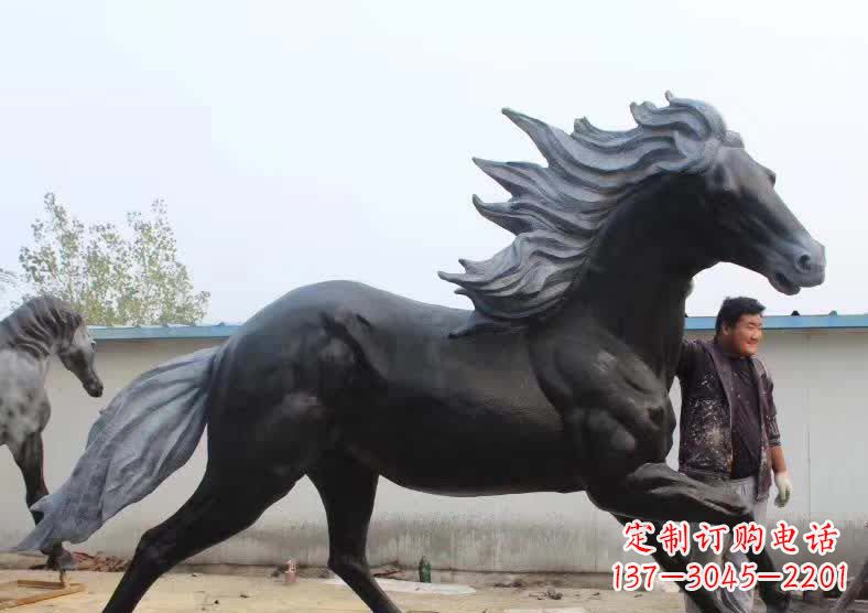 鹤壁“马赛克”——极致精准的马雕塑