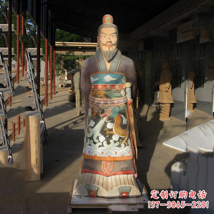 鹤壁玻璃钢彩绘秦始皇塑像