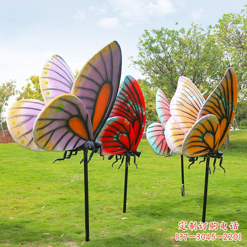 鹤壁玻璃钢仿真蝴蝶插件，公园园林草地动物雕塑摆件