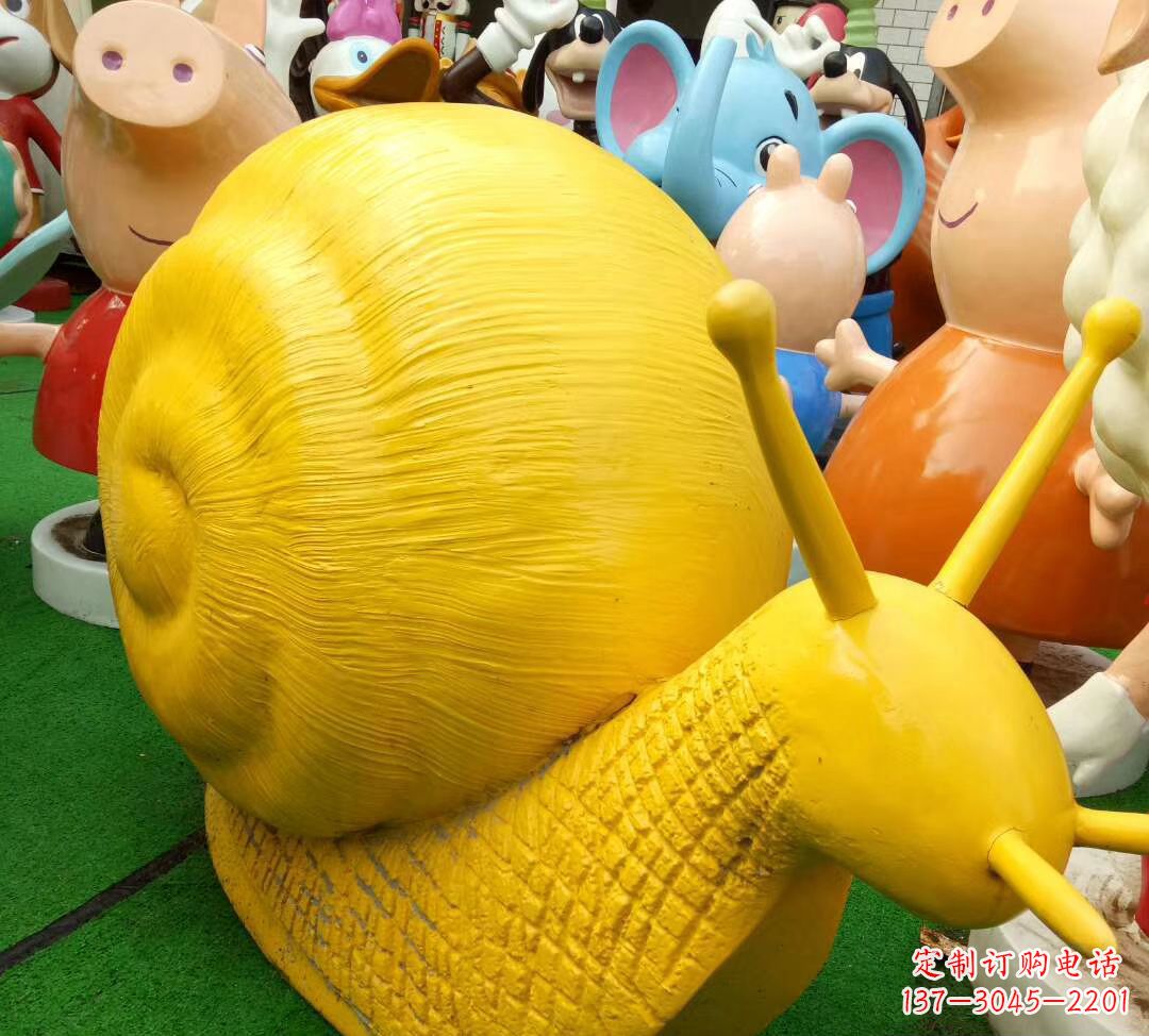 鹤壁玻璃钢制蜗牛雕塑——精致美观的公园景观