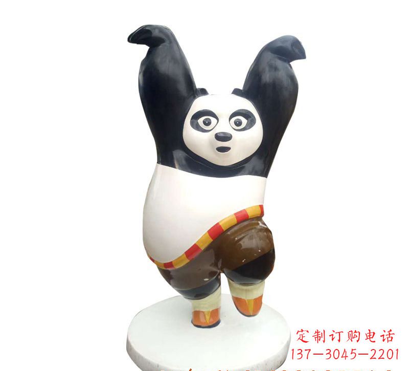 鹤壁玻璃钢功夫熊猫雕塑
