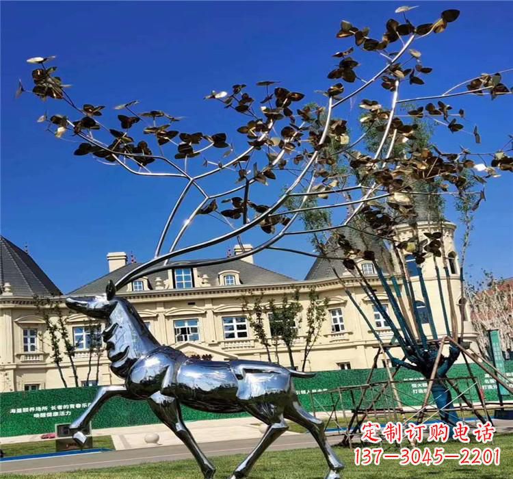 鹤壁不锈钢梅花鹿雕塑精美而又经久不衰