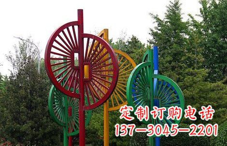 鹤壁不锈钢风车雕塑——动态美的艺术结晶