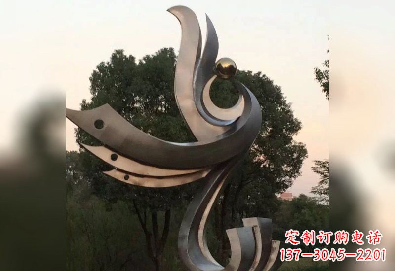 鹤壁不锈钢凤凰雕塑象征着活力与美丽