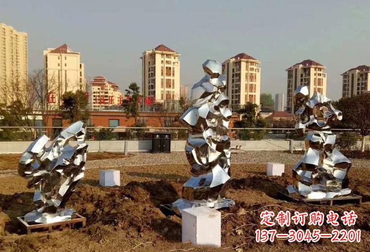 鹤壁不锈钢太湖石雕塑给人以美的视觉体验