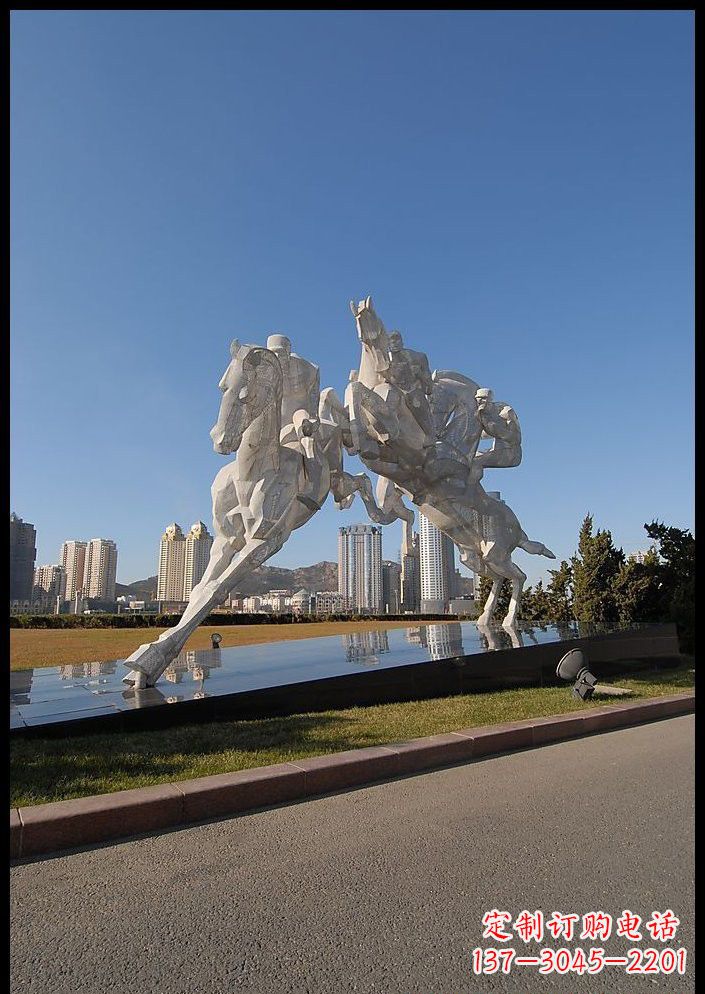 鹤壁不锈钢骑马雕塑精美的艺术品