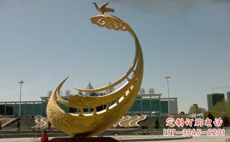鹤壁天鹅雕塑