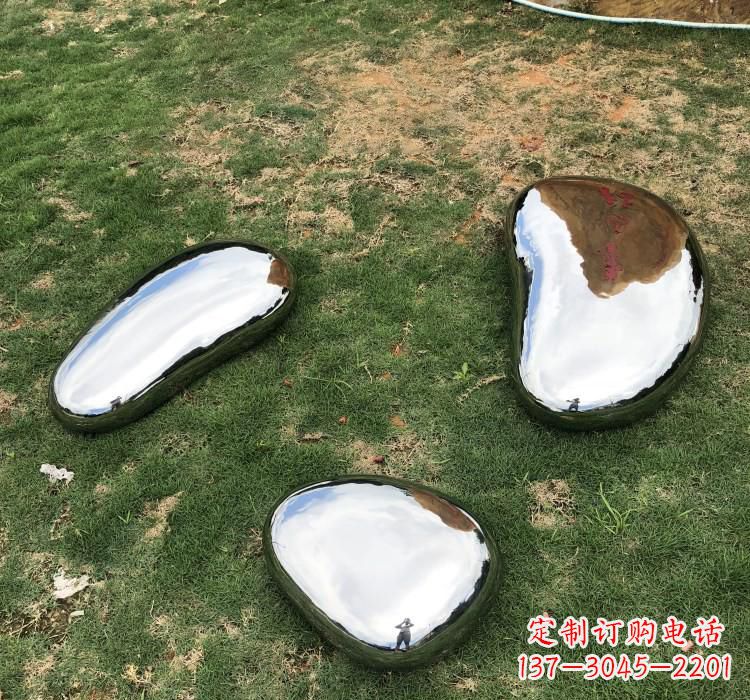 鹤壁不锈钢鹅卵石雕塑精致与经典的完美结合