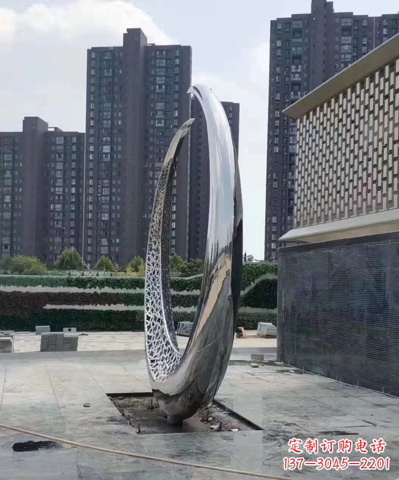 鹤壁精美不锈钢月亮雕塑