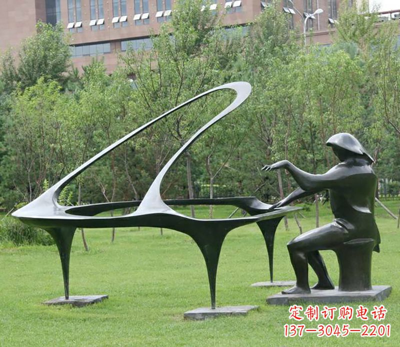 鹤壁不锈钢弹钢琴人物公园雕塑
