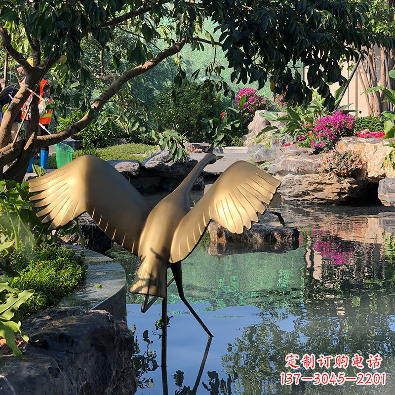 鹤壁不锈钢动物鹤雕塑精美艺术品