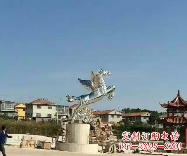 鹤壁不锈钢飞马雕塑象征勇气与美丽