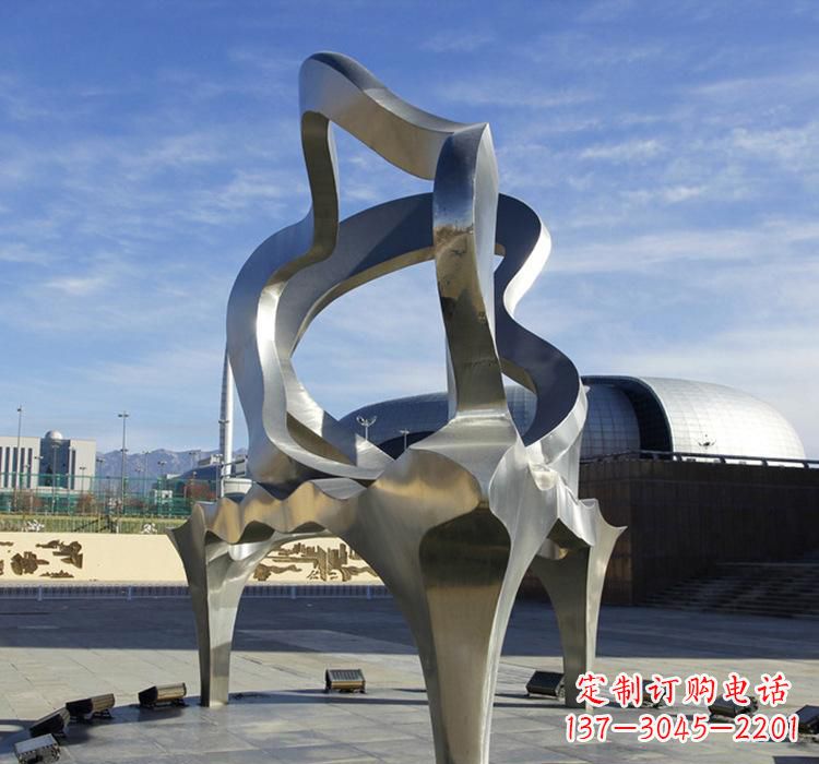 鹤壁不锈钢钢琴雕塑让音乐穿越时空