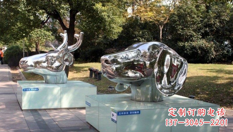 鹤壁不锈钢十二生肖动物头像雕塑的魅力