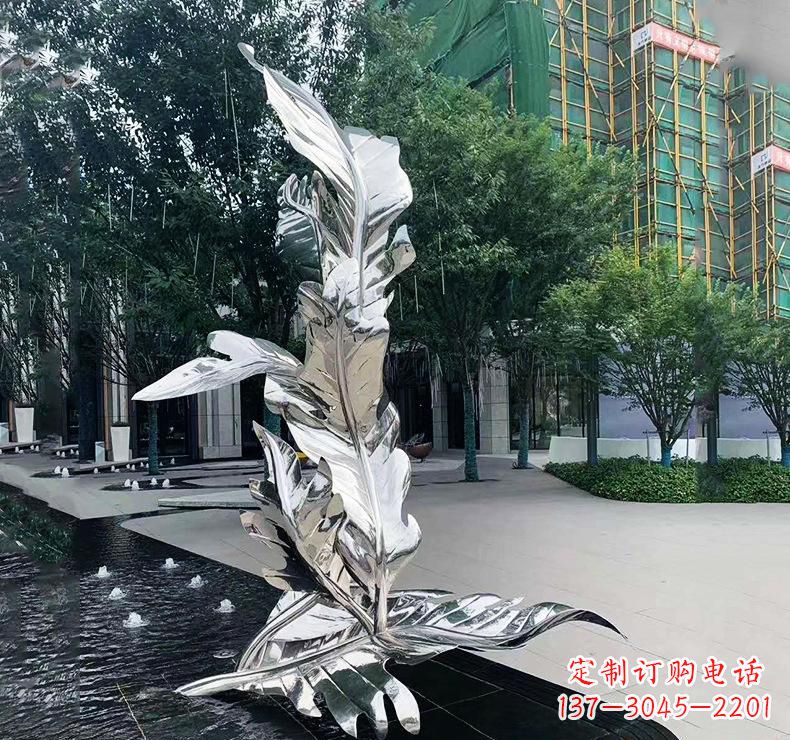 鹤壁不锈钢公园树叶雕塑精美绝伦
