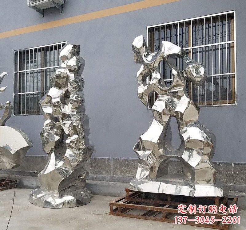 鹤壁太湖石雕塑精美的艺术品
