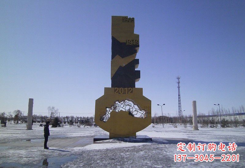 鹤壁不锈钢钥匙雕塑精致且具有象征意义