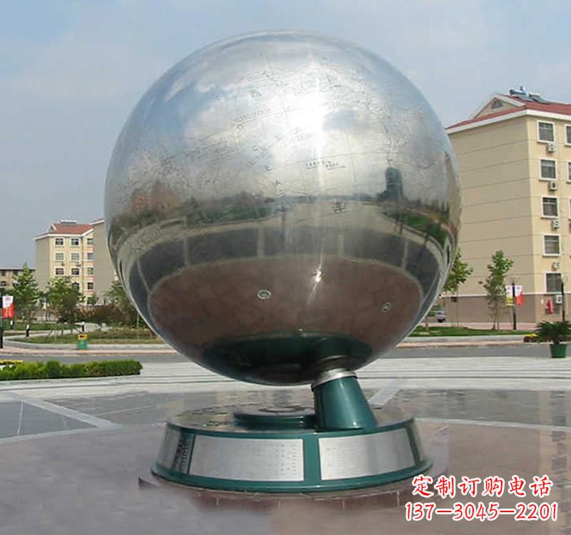鹤壁不锈钢地球雕塑现代艺术的精美结合