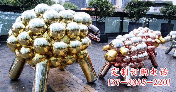 鹤壁不锈钢动物雕塑肖恩的小羊