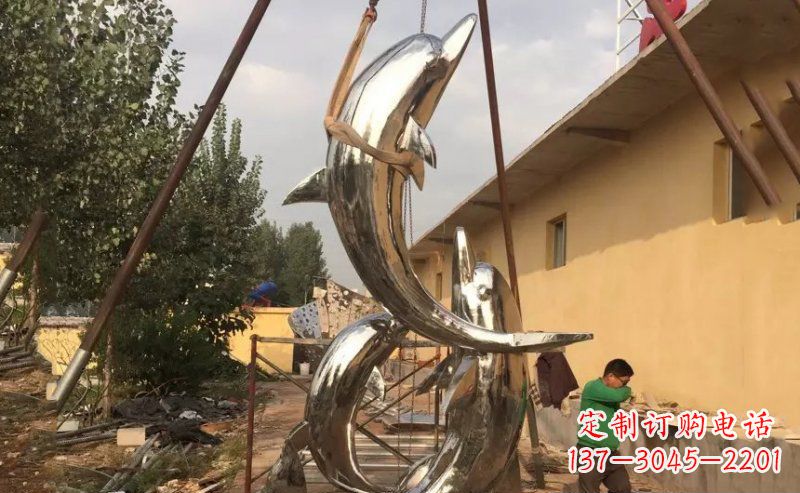 鹤壁不锈钢海豚雕塑美丽而又神秘