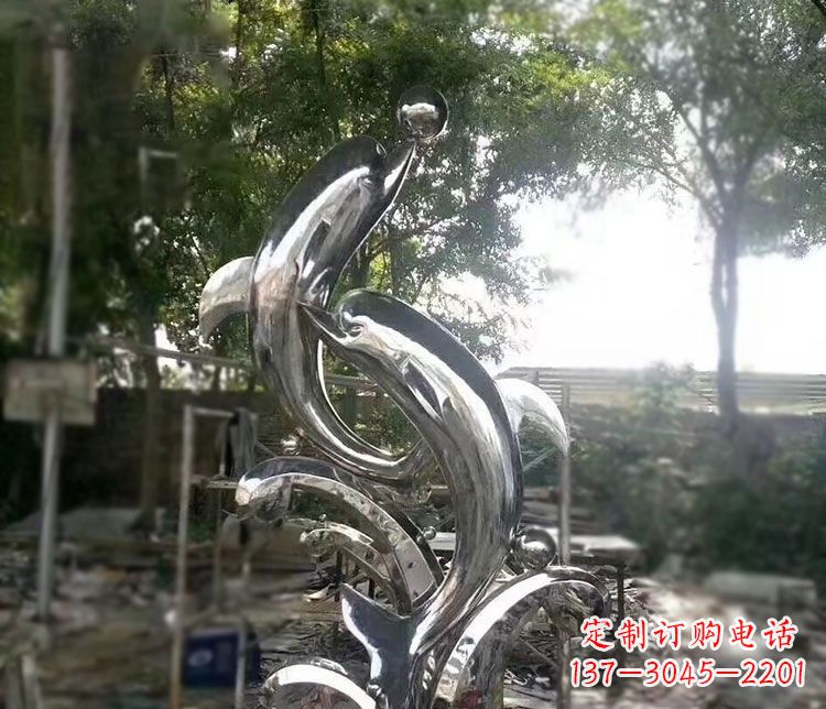 鹤壁不锈钢海豚顶球雕塑