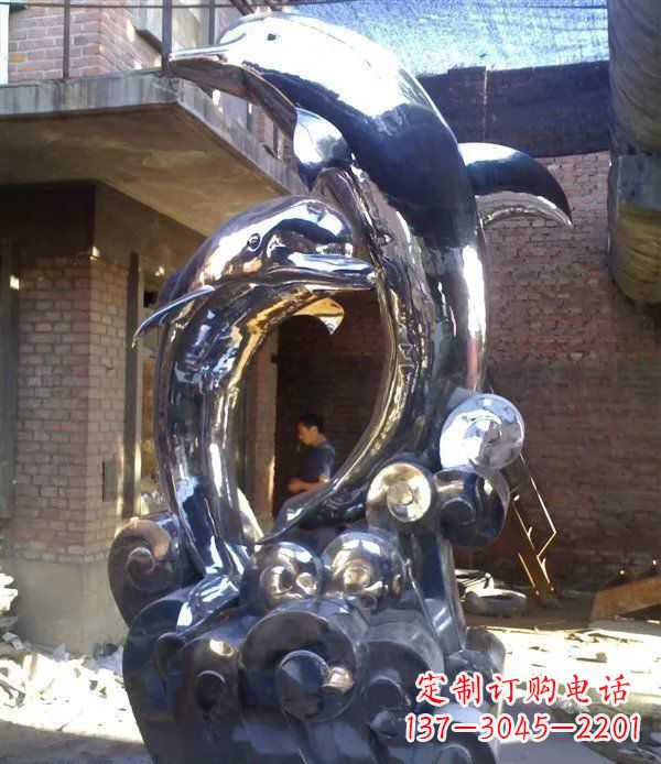 鹤壁不锈钢海豚美观动态的雕塑