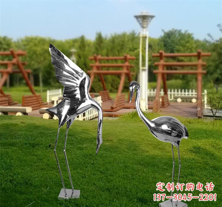 鹤壁不锈钢仙鹤雕塑艺术精美、气质高雅