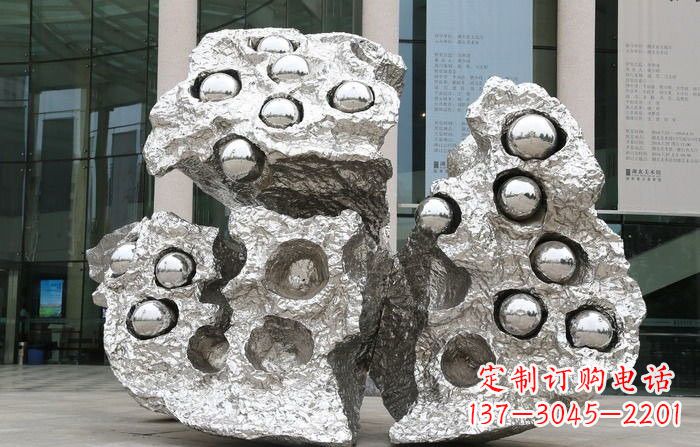 鹤壁不锈钢莲蓬雕塑——传承古老文化的艺术瑰宝