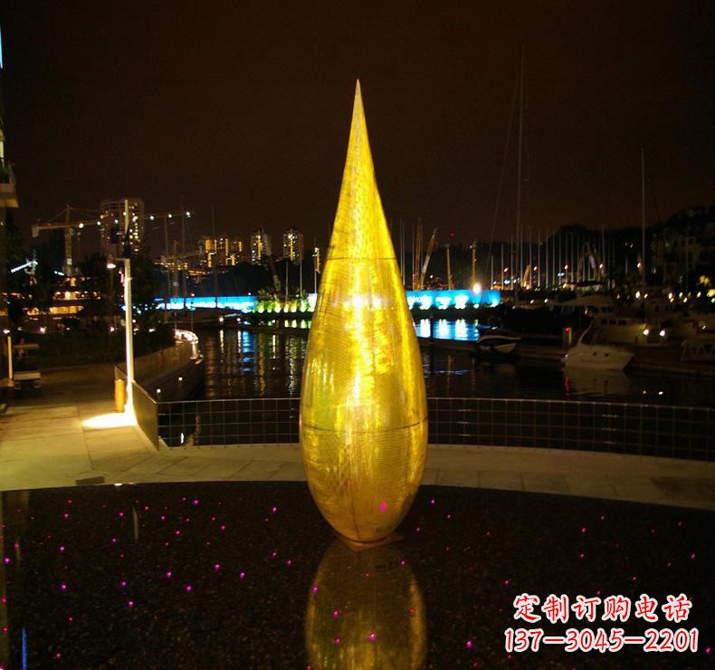 鹤壁不锈钢水滴雕塑给环境带来美丽