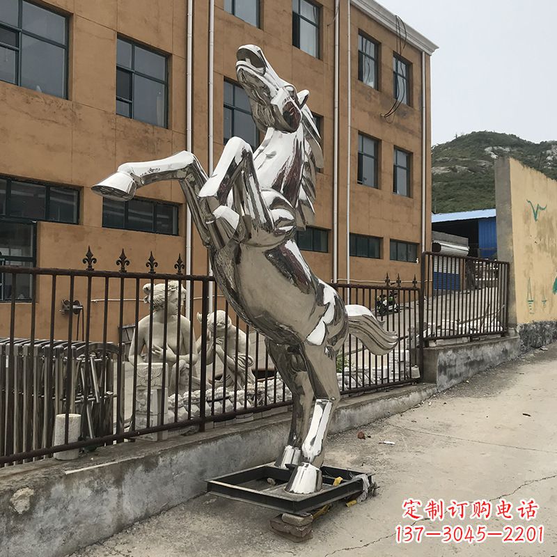 鹤壁不锈钢马雕塑精美绝伦