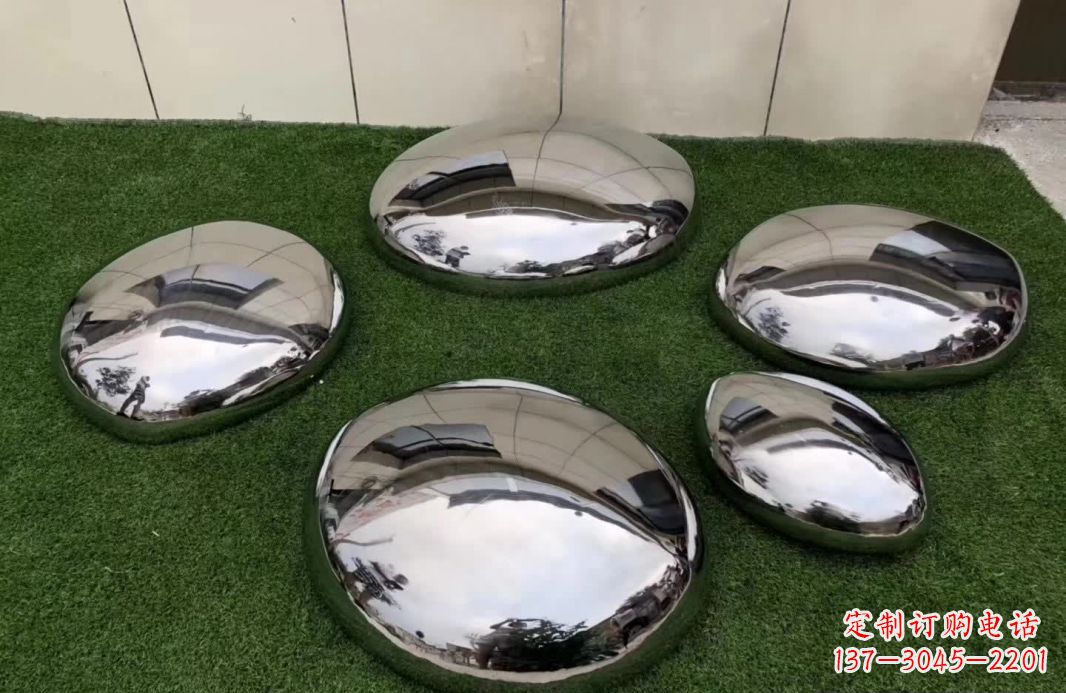 鹤壁精致灵动的不锈钢鹅卵石雕塑