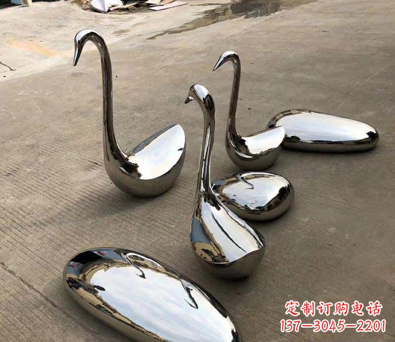 鹤壁精美绝伦的鹅卵石雕塑