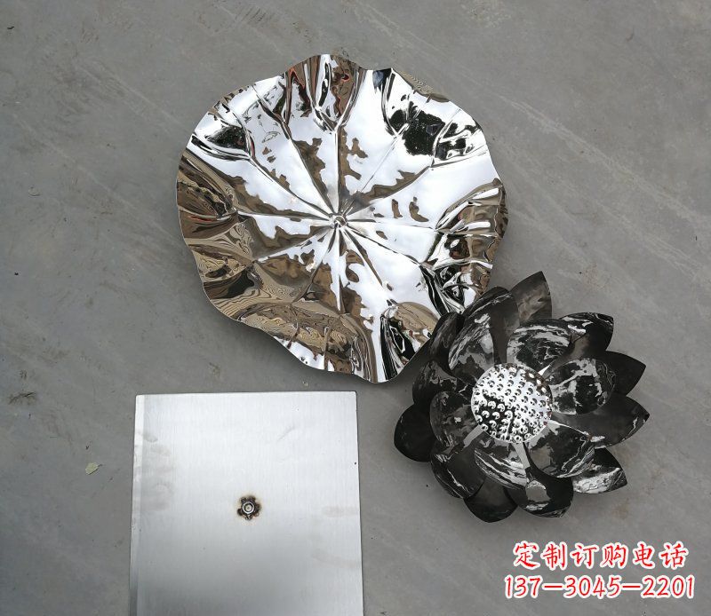 鹤壁不锈钢荷叶公园景观雕塑