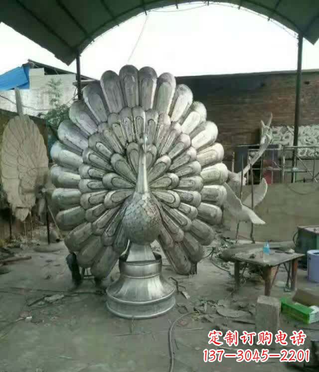 鹤壁该孔雀雕塑