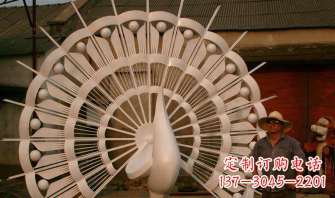 鹤壁不锈钢孔雀开屏雕塑