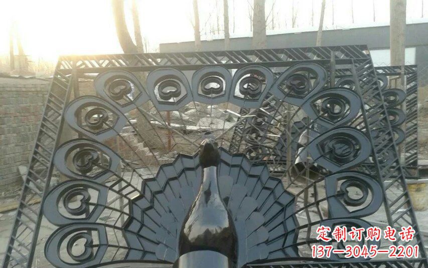 鹤壁不锈钢孔雀开屏景观雕塑