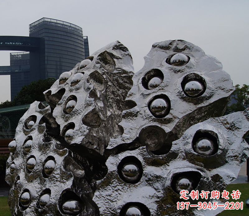 鹤壁不锈钢莲蓬雕塑精美绝伦