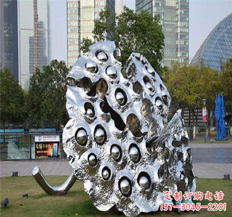 鹤壁不锈钢莲蓬雕塑源自中国传统文化的精美作品