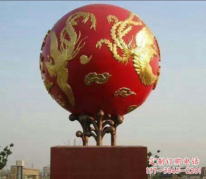 鹤壁不锈钢龙凤呈祥雕塑传统艺术的精美体现