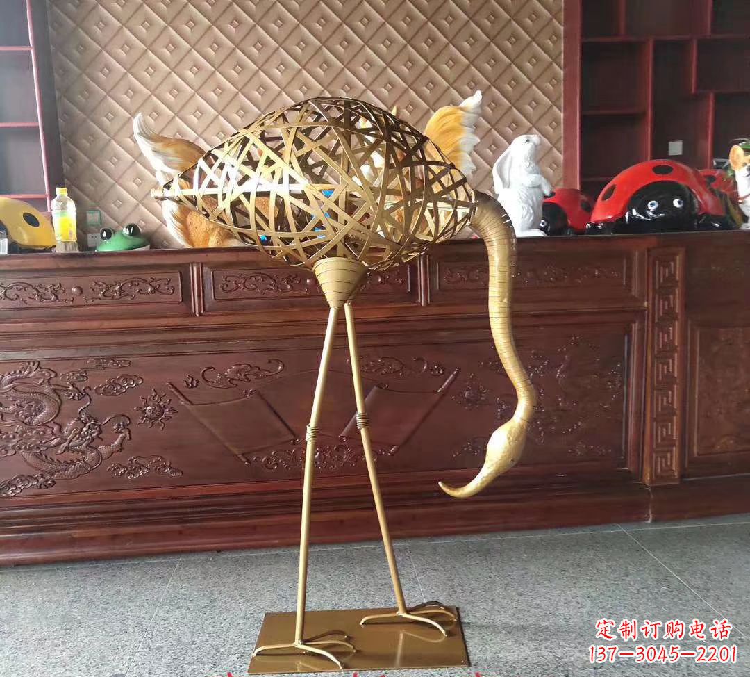 鹤壁不锈钢丹顶鹤雕塑精美外形，传承中华文化