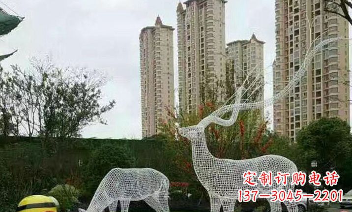 鹤壁不锈钢镂空鹿雕塑精美纯粹的艺术之作