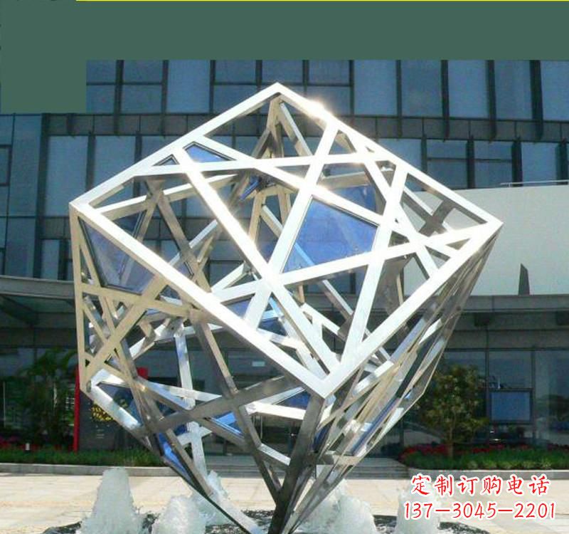 鹤壁不锈钢镂空魔方雕塑艺术与智慧的完美结合