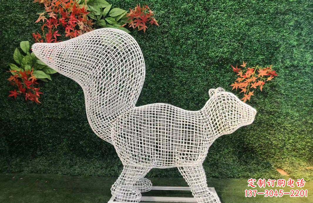 鹤壁不锈钢松鼠雕塑艺术与精美结合