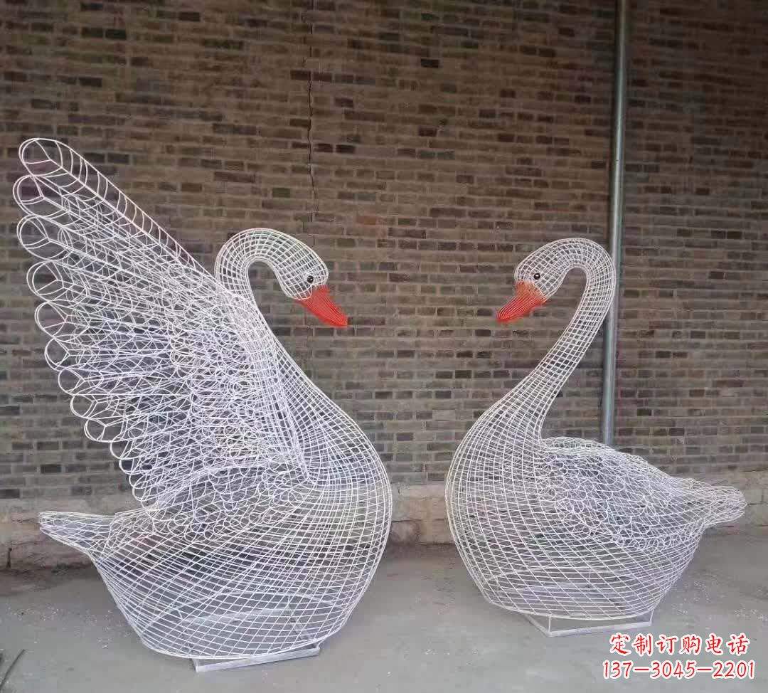 鹤壁不锈钢镂空天鹅雕塑——美丽动人