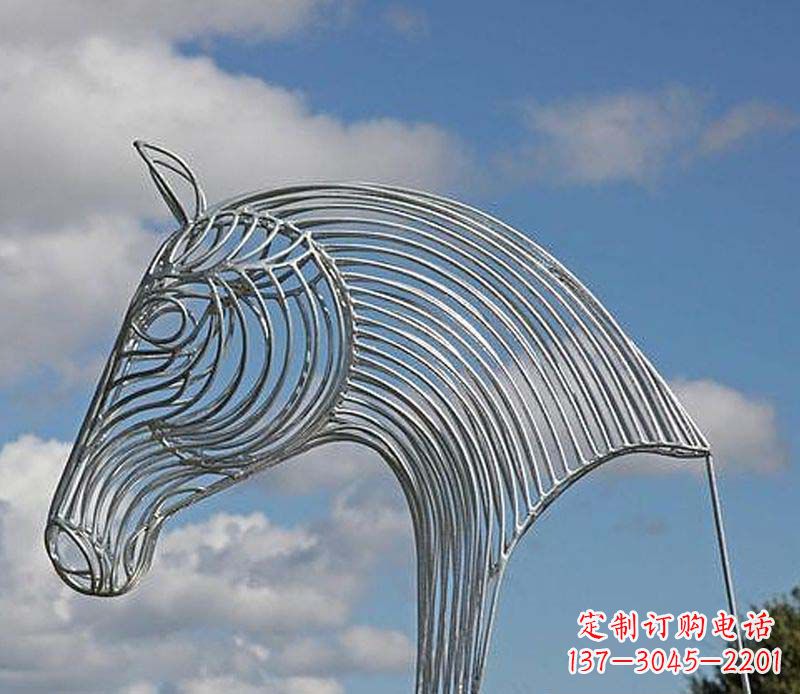鹤壁不锈钢马头雕塑抽象雕塑的新突破