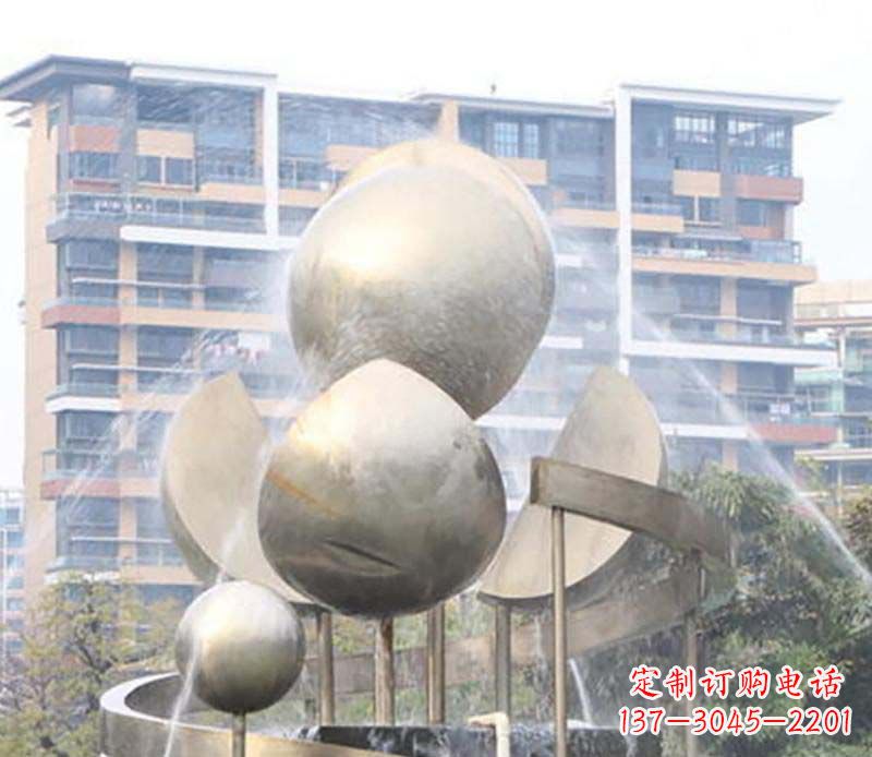 鹤壁不锈钢喷泉雕塑美丽与自然的完美结合