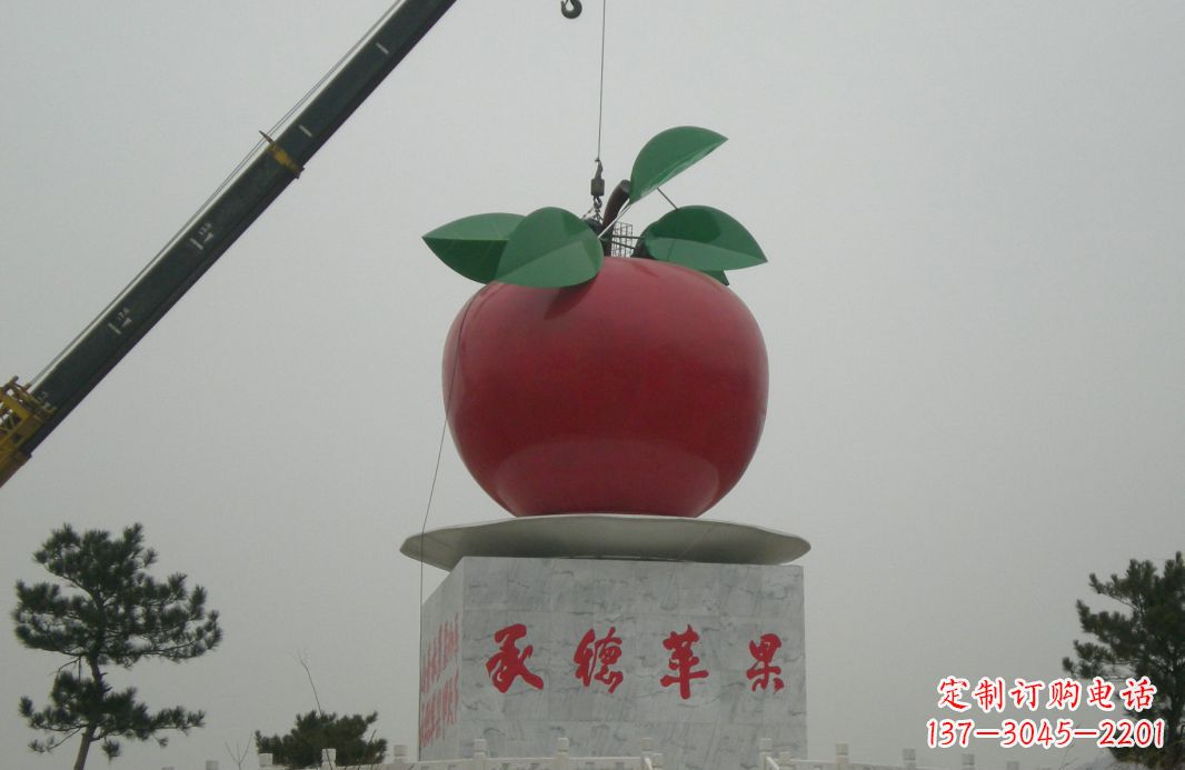 鹤壁不锈钢苹果雕塑精美绝伦的艺术杰作