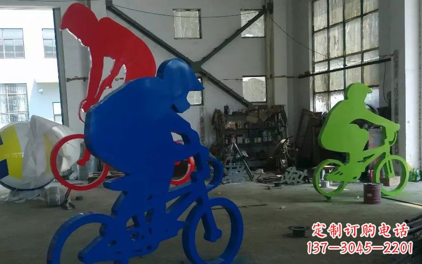 鹤壁不锈钢骑自行车的运动雕塑