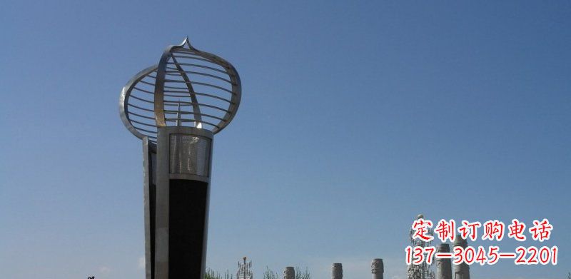 鹤壁不锈钢火炬形雕塑熠熠生辉